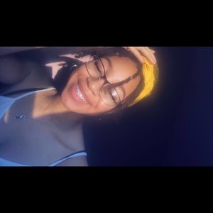 Meet your Posher, Tiffany